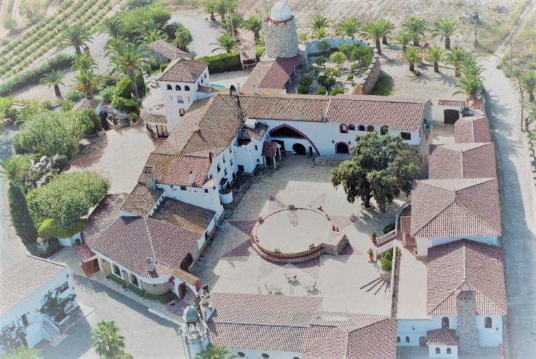 Mas Boronat Resort Salomo Bagian luar foto