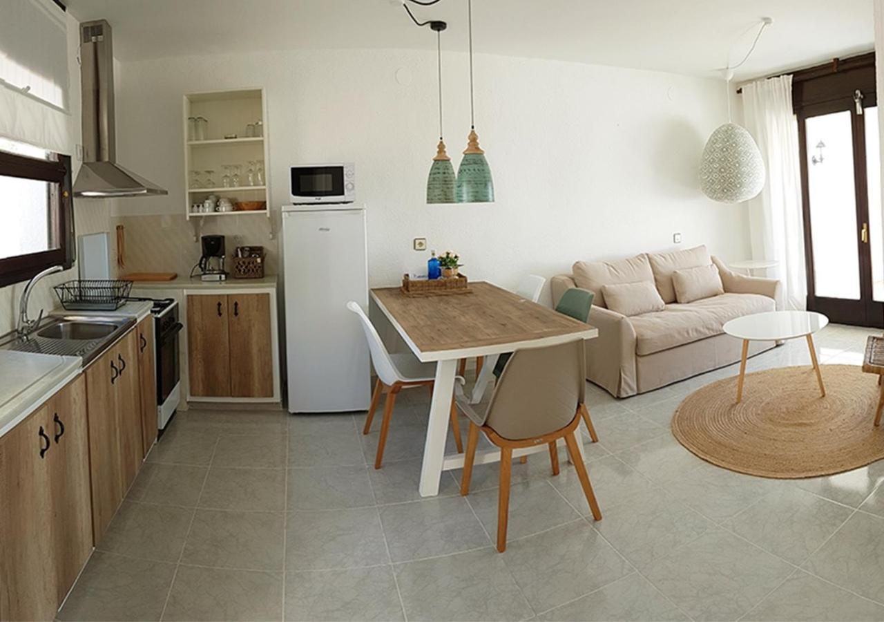 Mas Boronat Resort Salomo Bagian luar foto