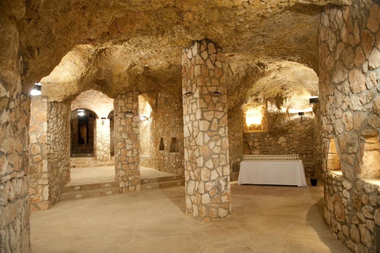 Mas Boronat Resort Salomo Bagian luar foto