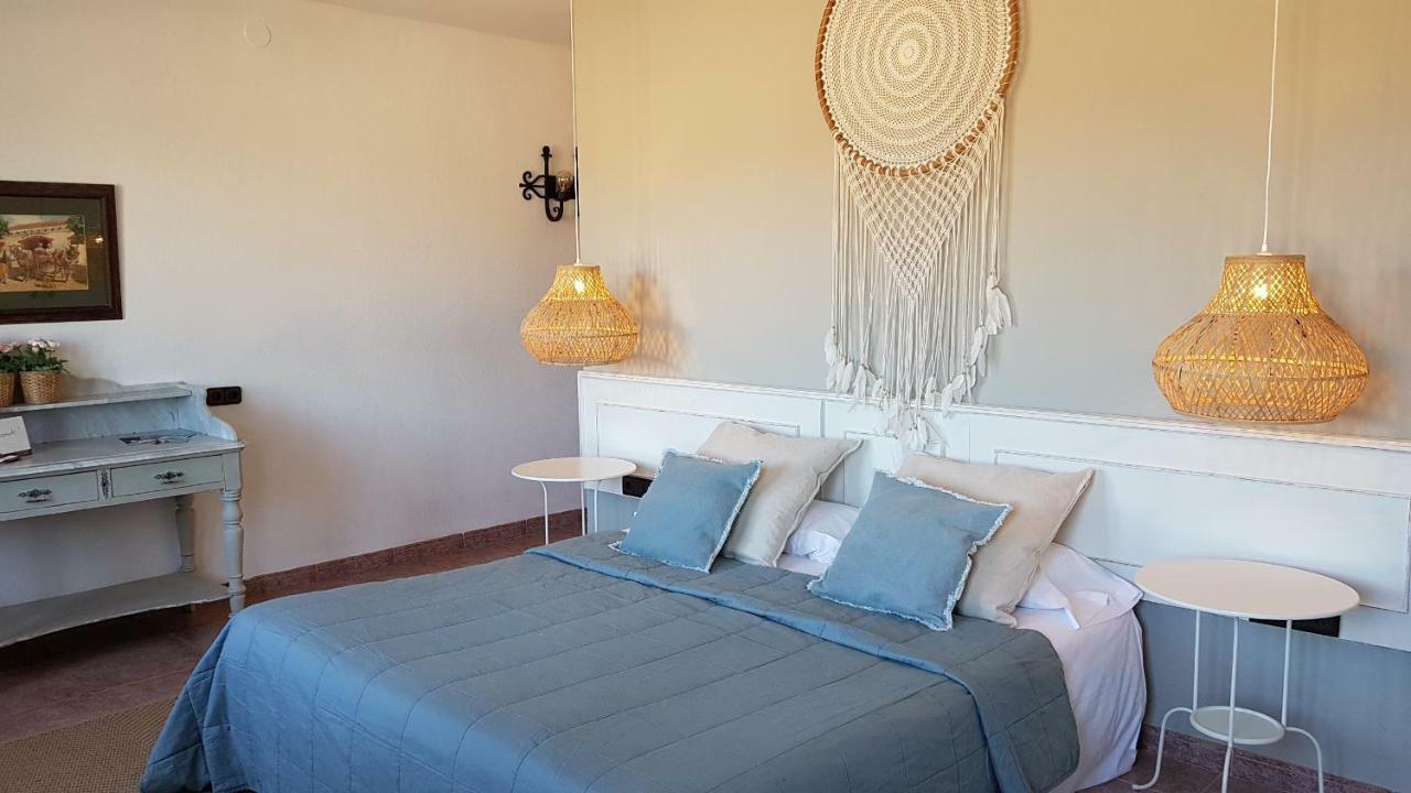 Mas Boronat Resort Salomo Bagian luar foto